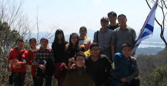 盤網互聯團隊均是來自各個行業的優秀人才組成，對于網站策劃、設計、推廣擁有豐富的經驗！